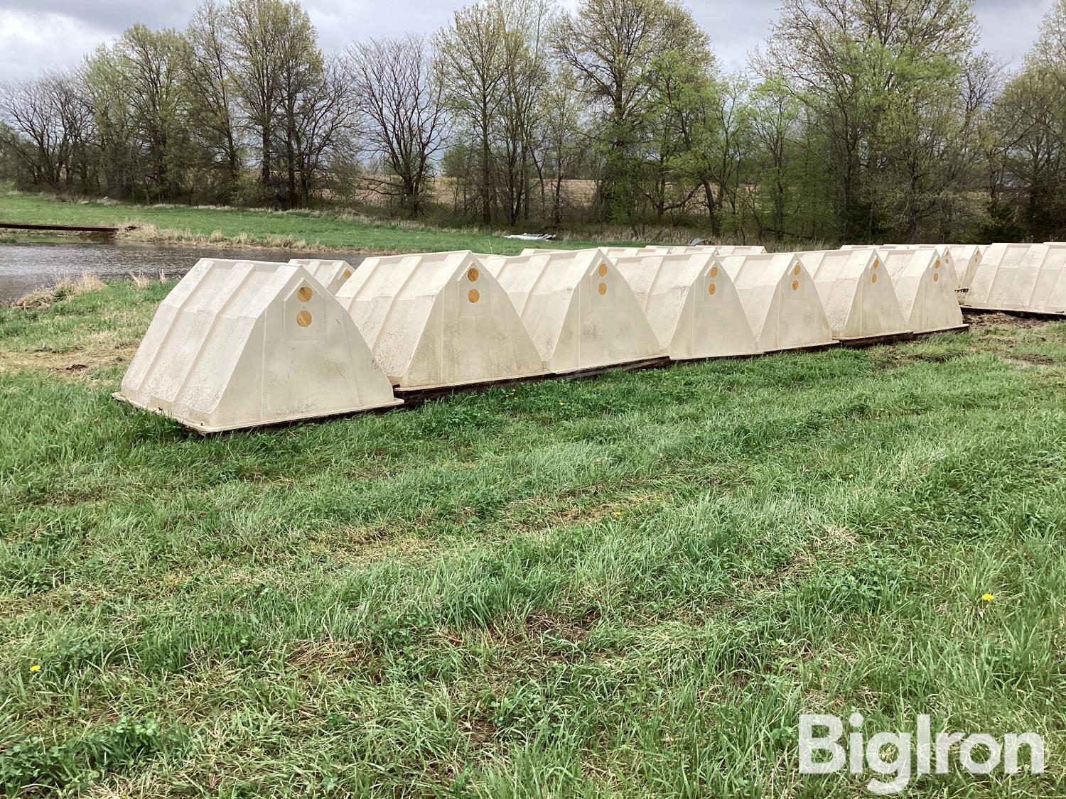 EZ Hutch Livestock Huts BigIron Auctions