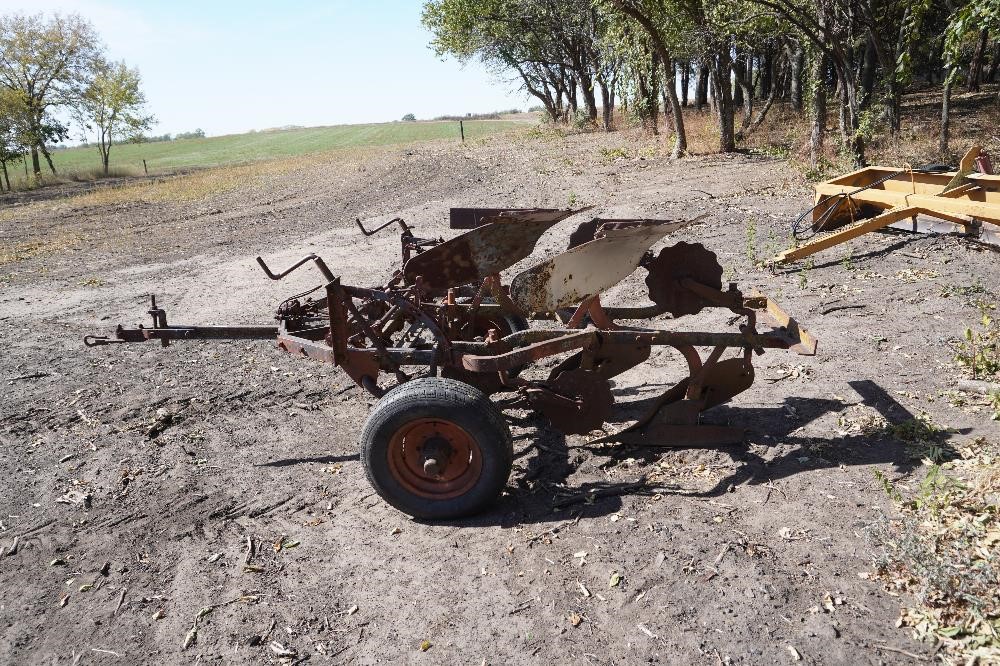 P&O Antique 2) Bottom Plow BigIron Auctions