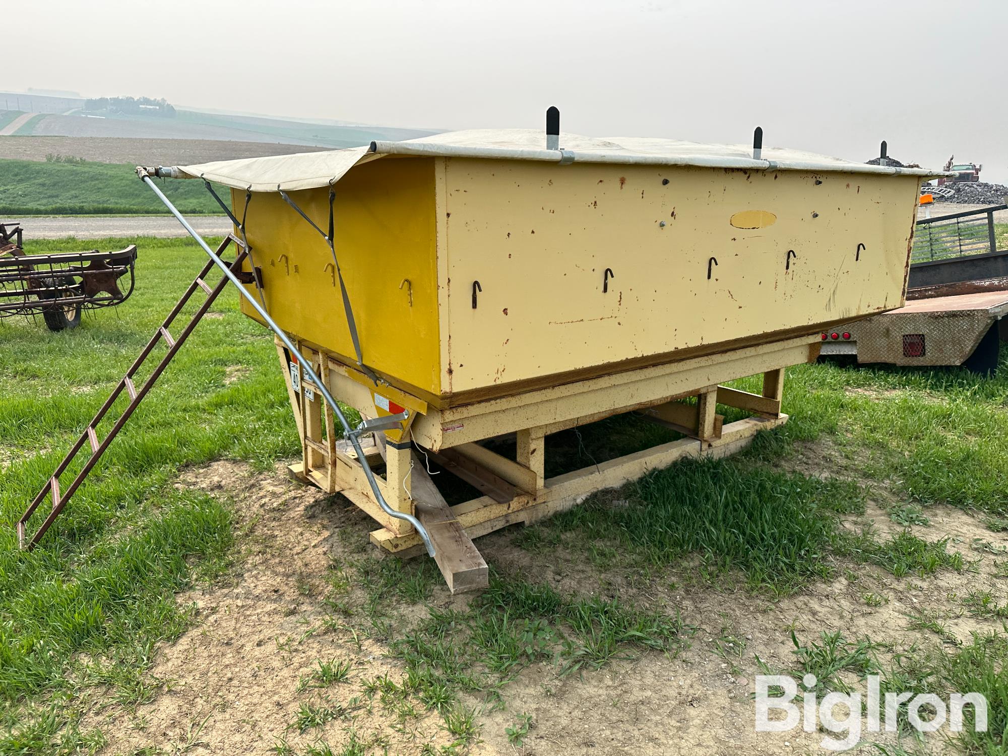 Farm Kink Gravity Wagon Box BigIron Auctions