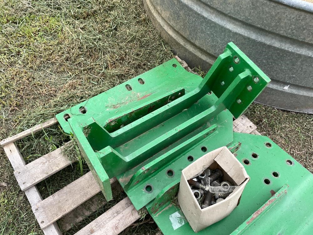 John Deere 8000R Saddle Tank Mounting Brackets BigIron Auctions