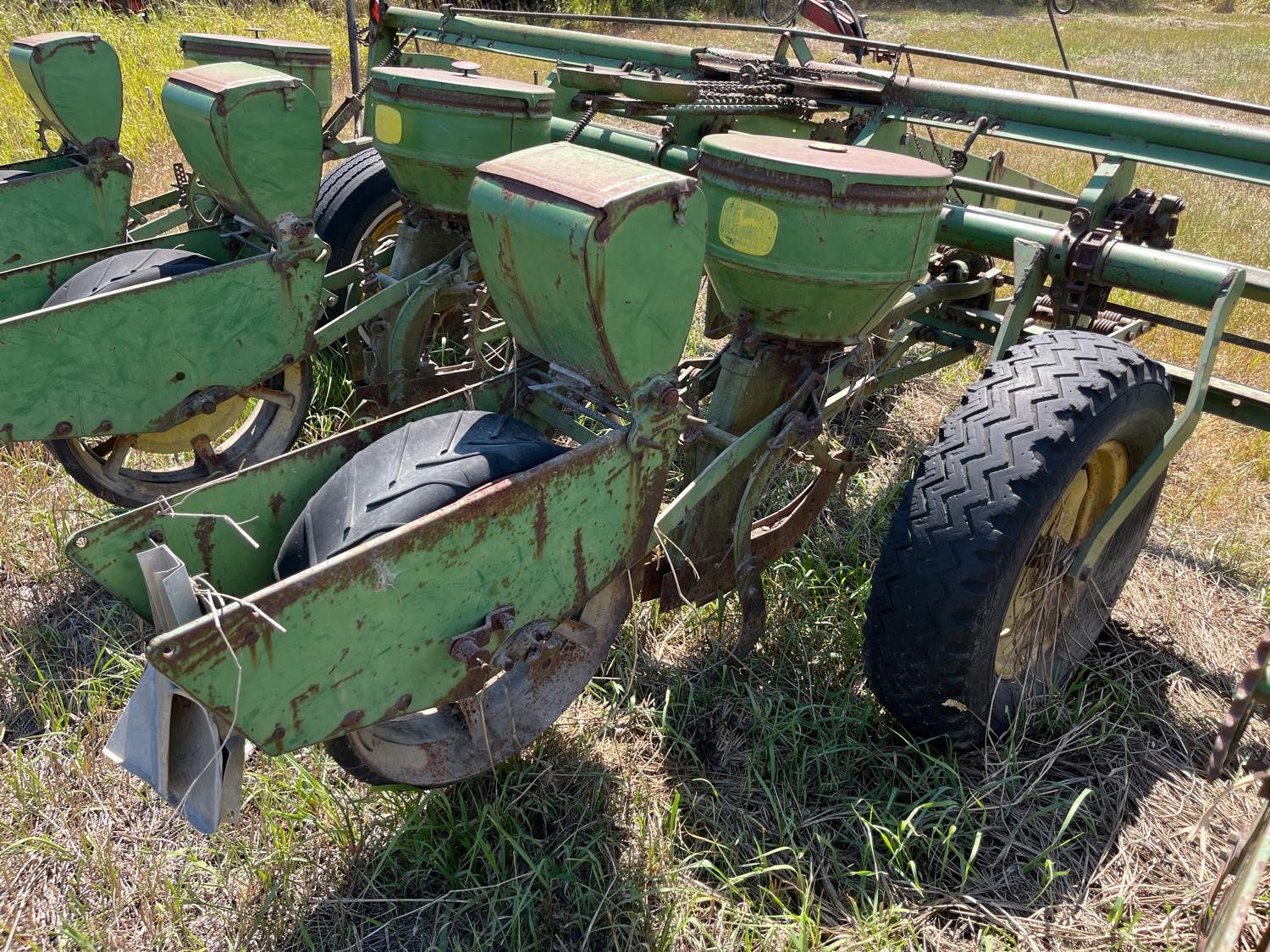 John Deere 494a 4 Row Planter Bigiron Auctions 2217