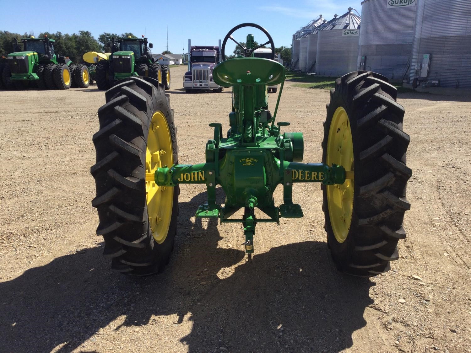 1939 John Deere B 2WD Tractor BigIron Auctions