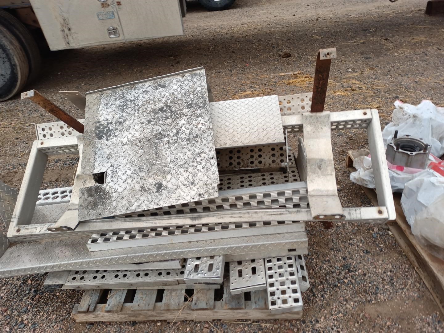 Aluminum Steps & Tread Plates BigIron Auctions