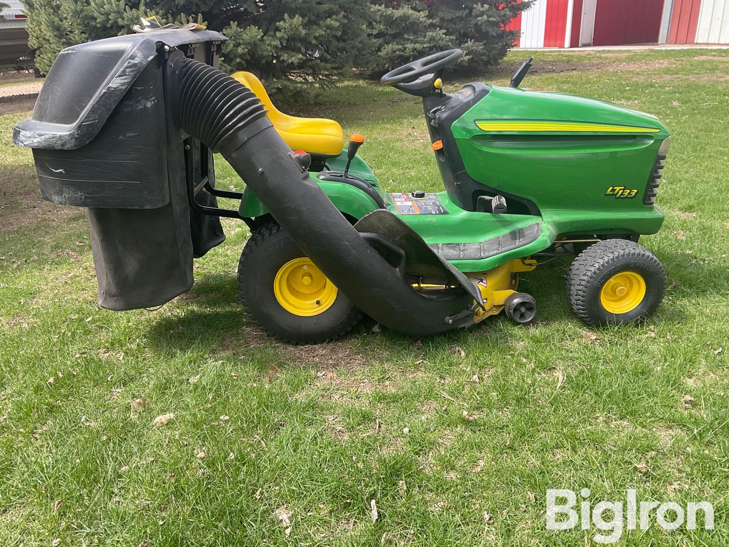 John Deere LT133 Lawn Mower BigIron Auctions