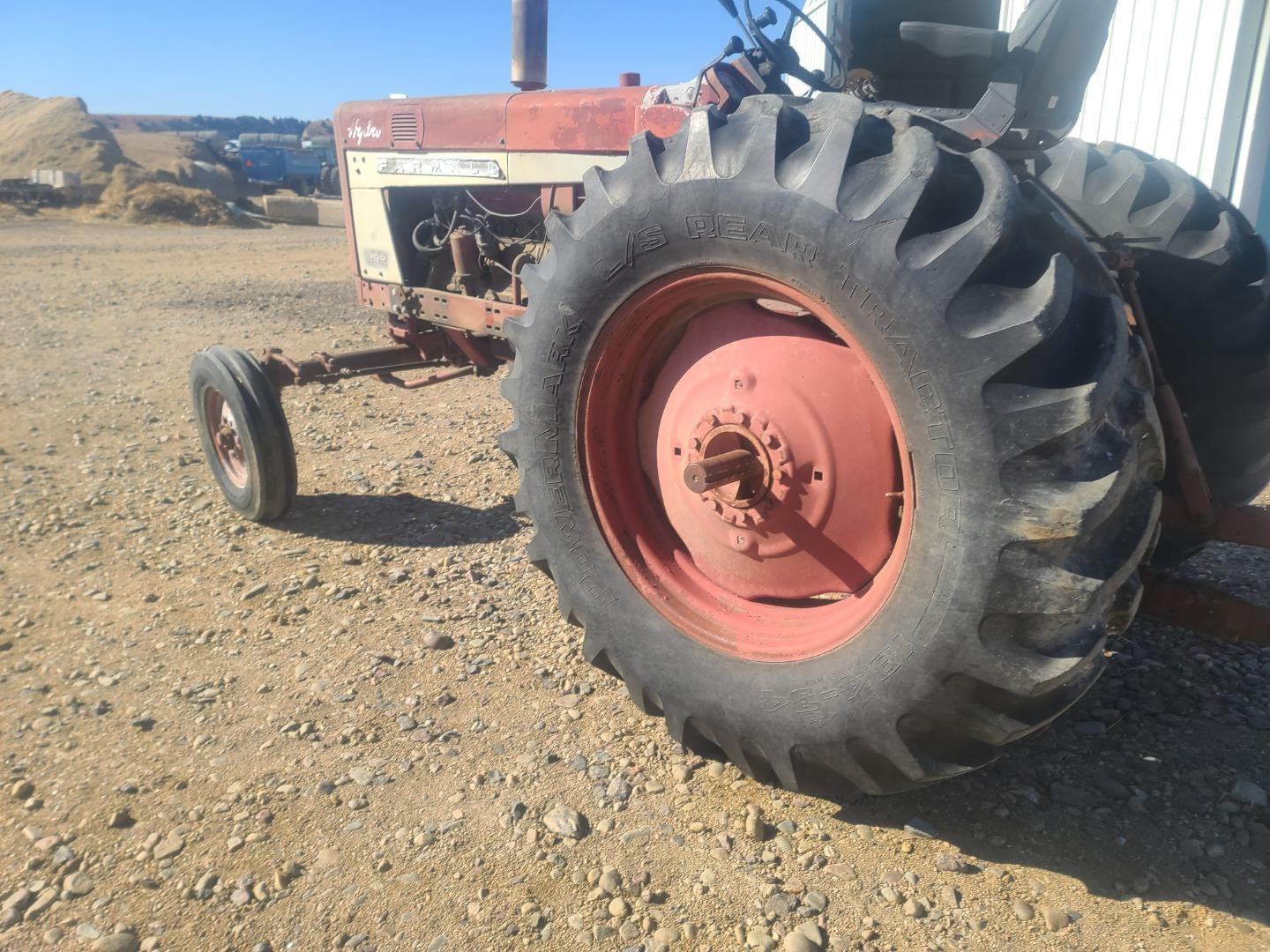 International Farmall 656 Hydro 2WD Tractor BigIron Auctions