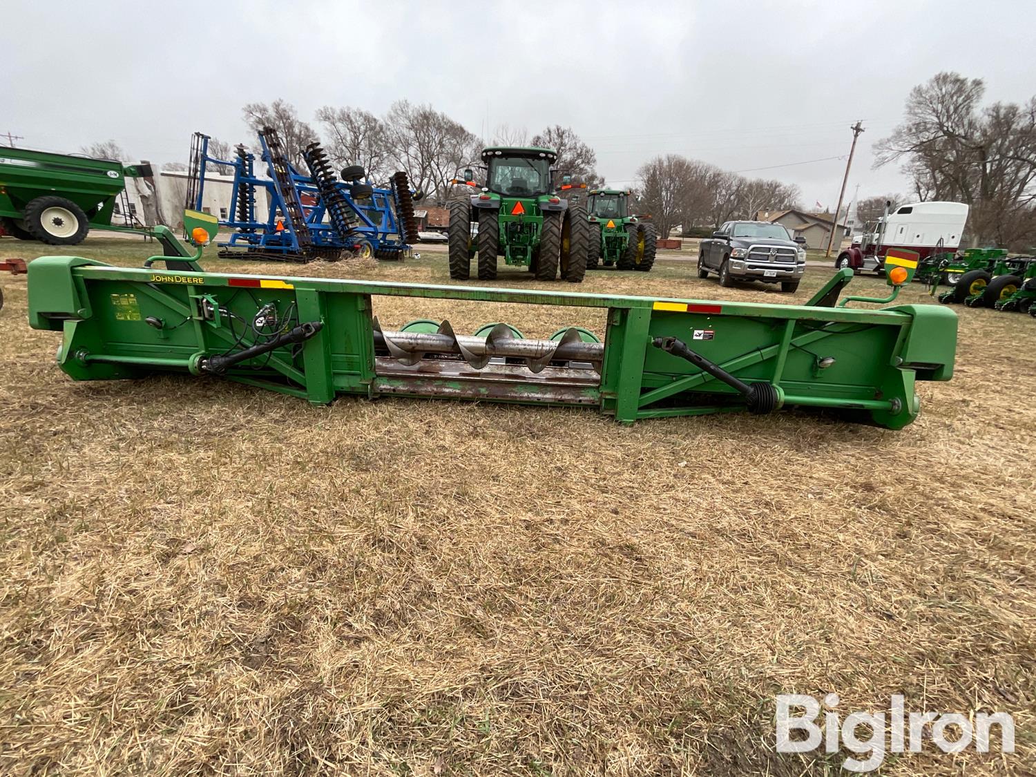 2005 John Deere 893 8R30 Corn Head BigIron Auctions