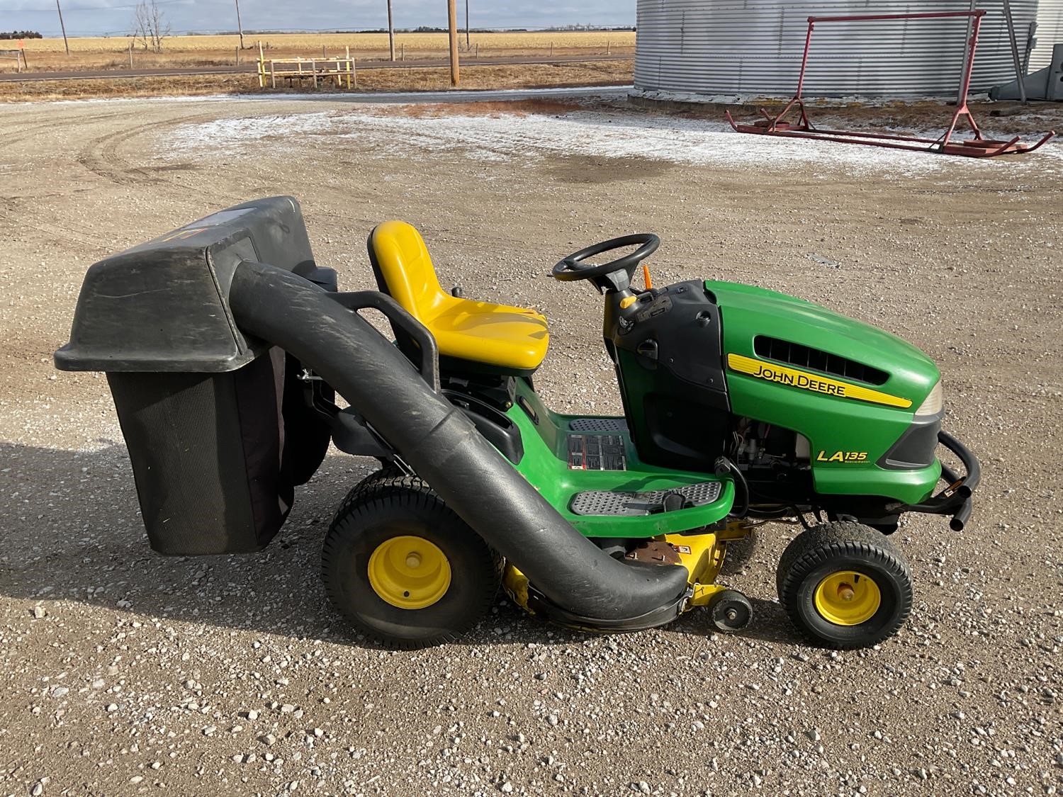 John Deere La135 Lawn Mower Bigiron Auctions