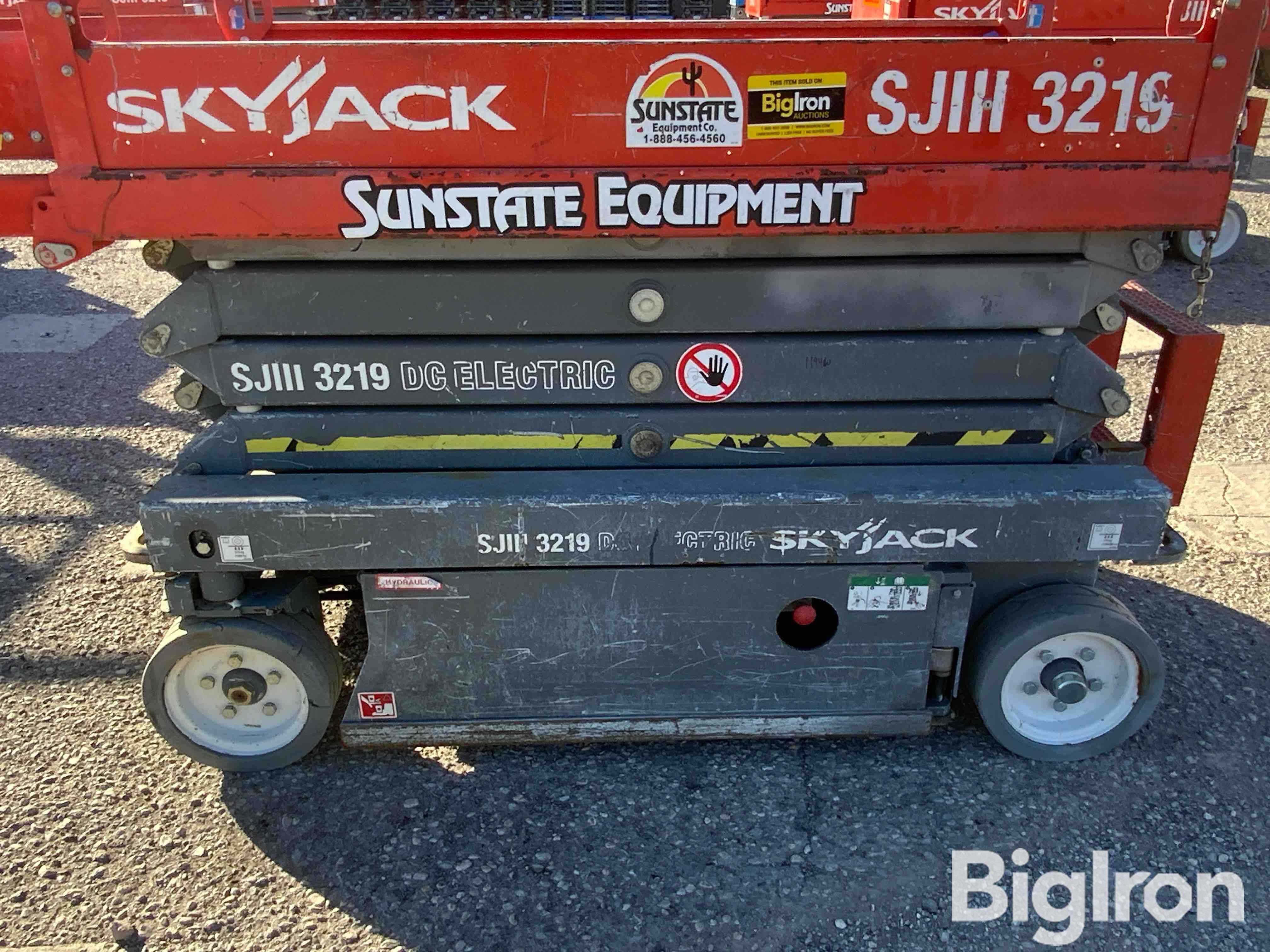 2013 SkyJack SJIII 3219 Scissor Lift BigIron Auctions