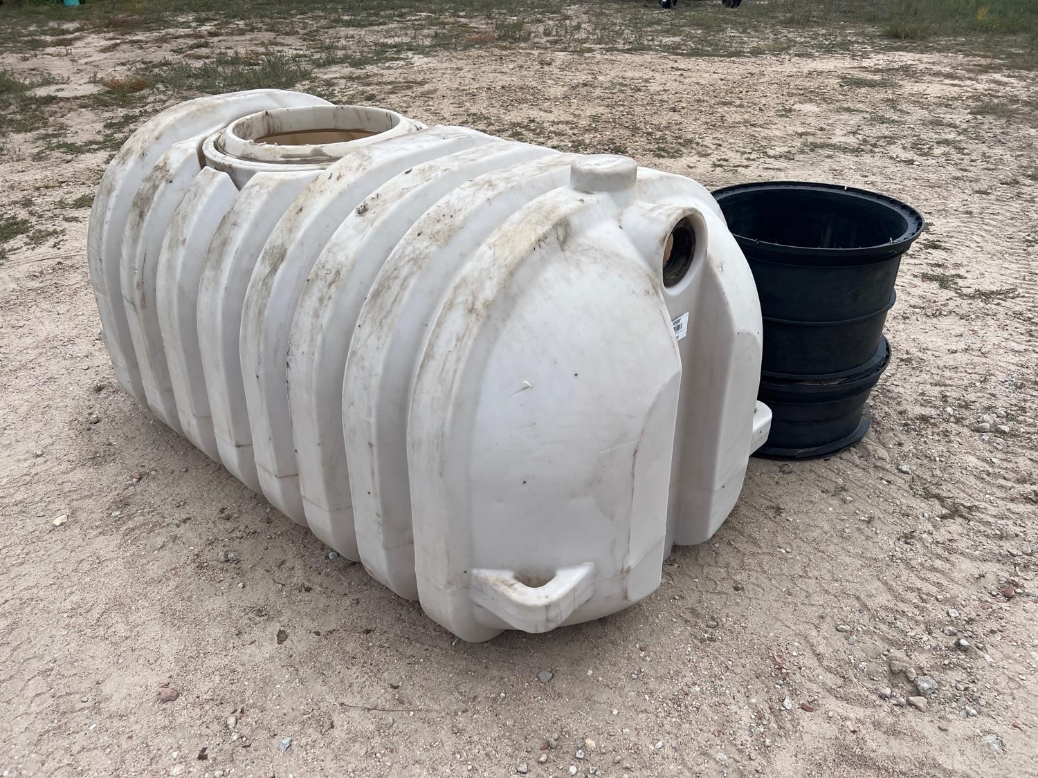 asm-500-gal-septic-tank-bigiron-auctions