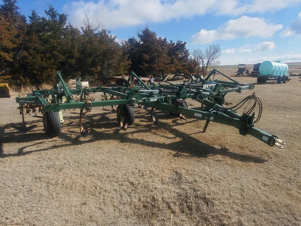 Quinstar Fallow Master II Field Cultivator BigIron Auctions