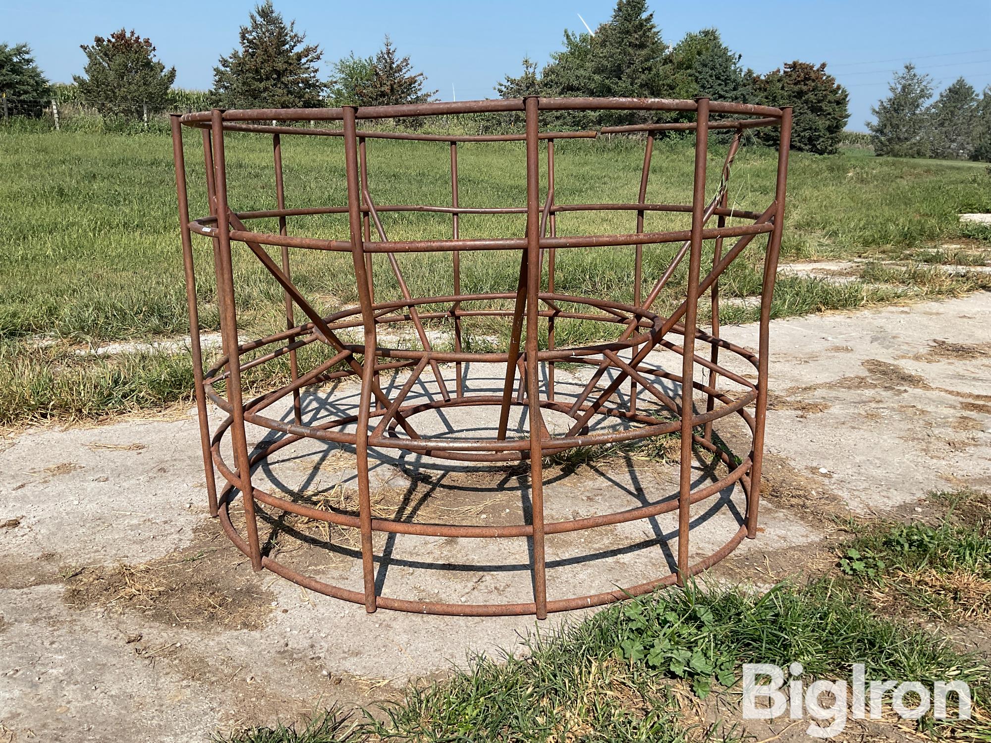 Hay Ring Bigiron Auctions