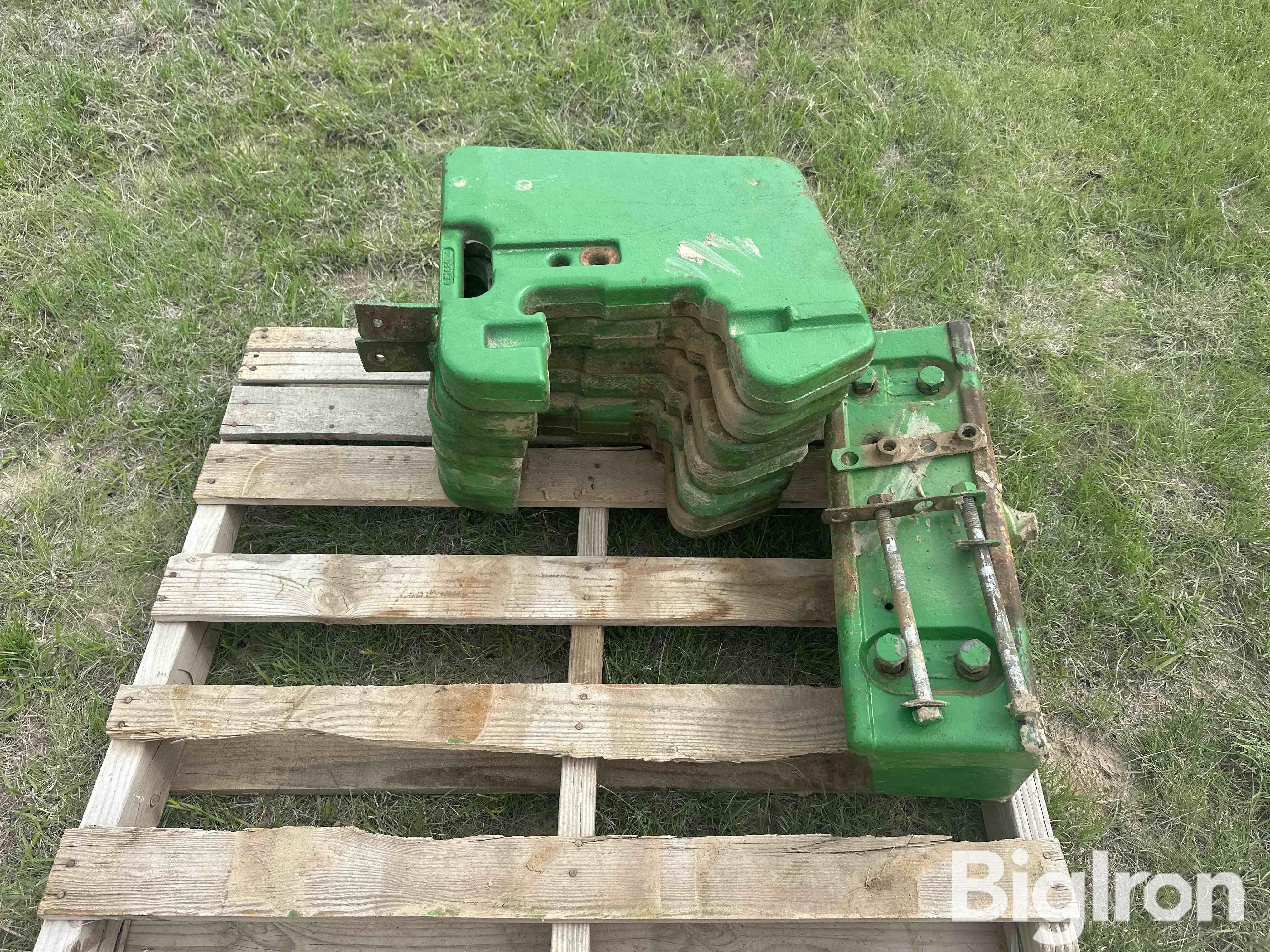 John Deere Suitcase Weights & Bracket BigIron Auctions