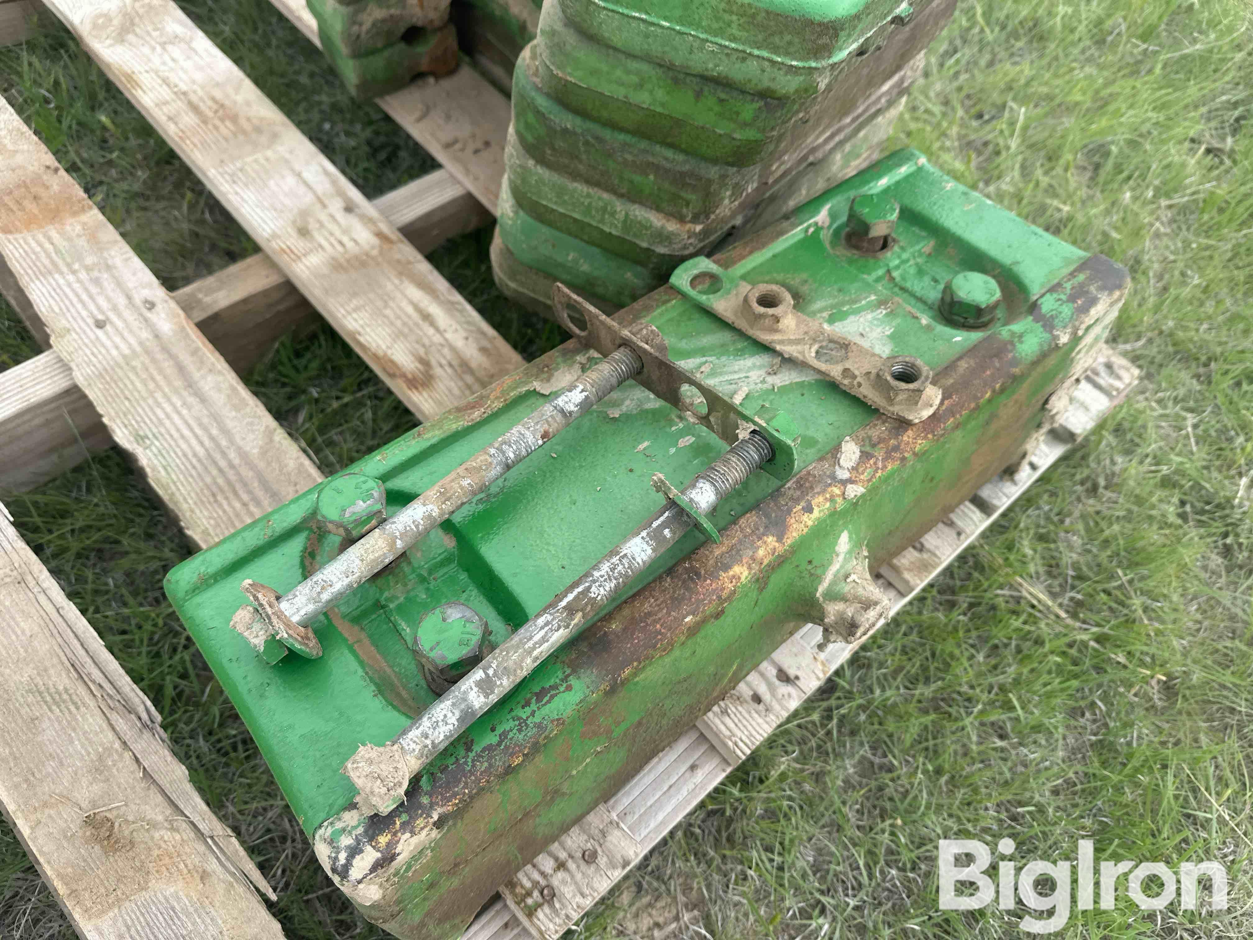 John Deere Suitcase Weights & Bracket BigIron Auctions