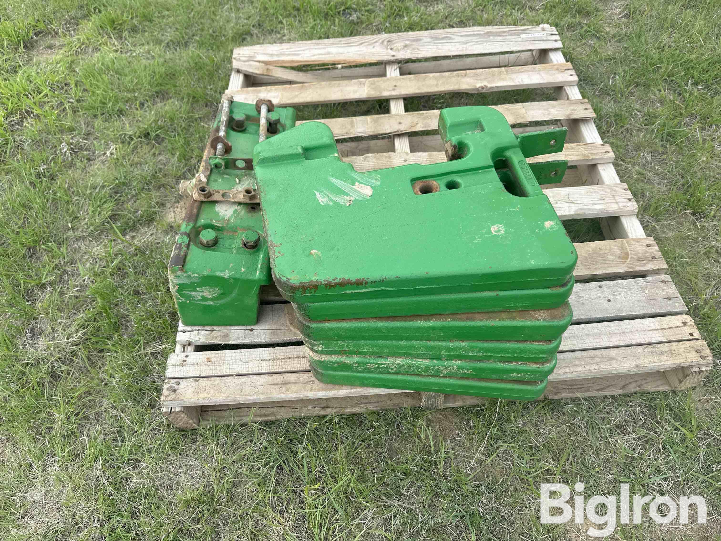 John Deere Suitcase Weights & Bracket BigIron Auctions