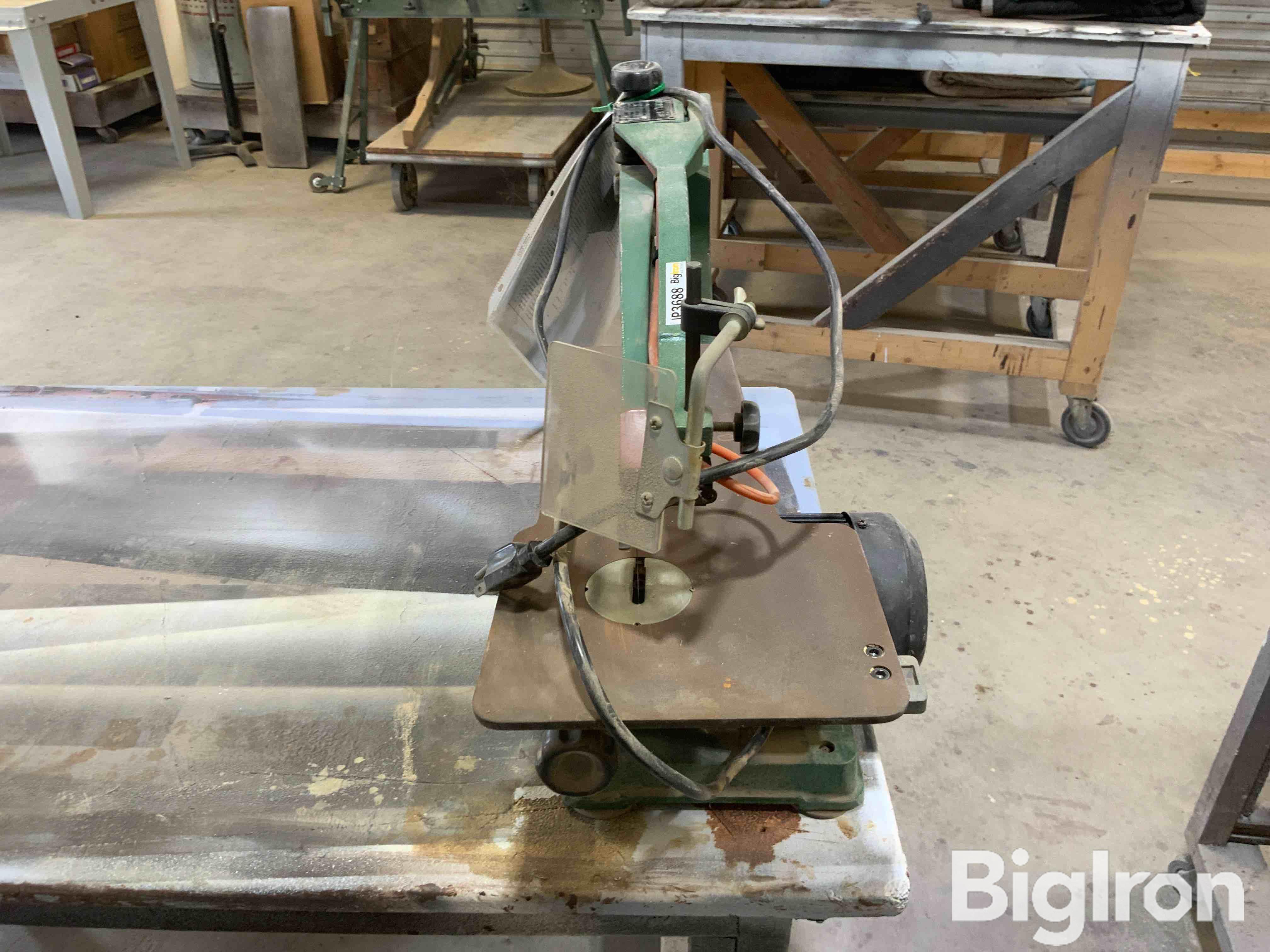 Grizzly 22” Scroll Saw BigIron Auctions