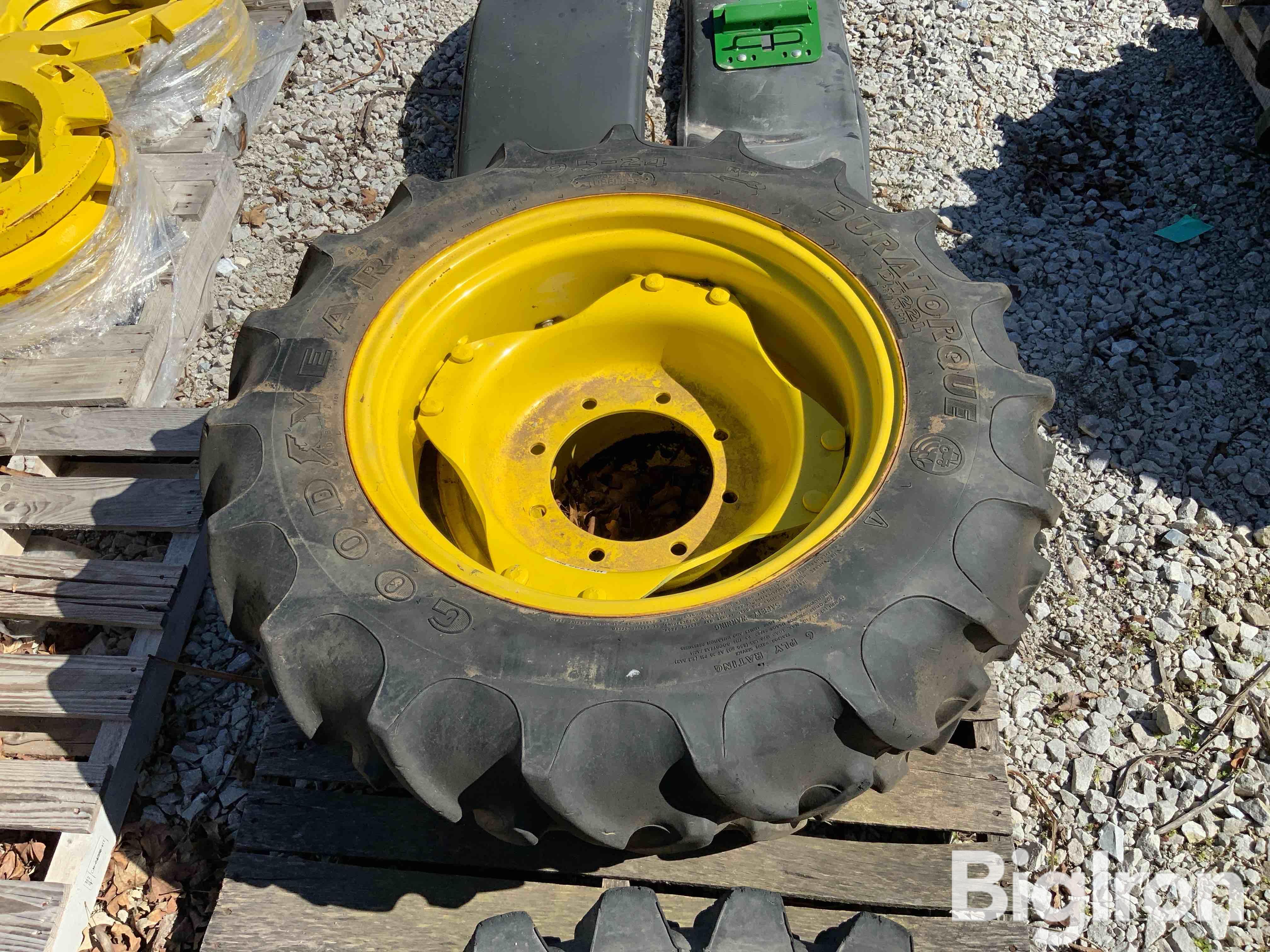 John Deere 8 Lug 9.5-24 Tires & Wheels BigIron Auctions