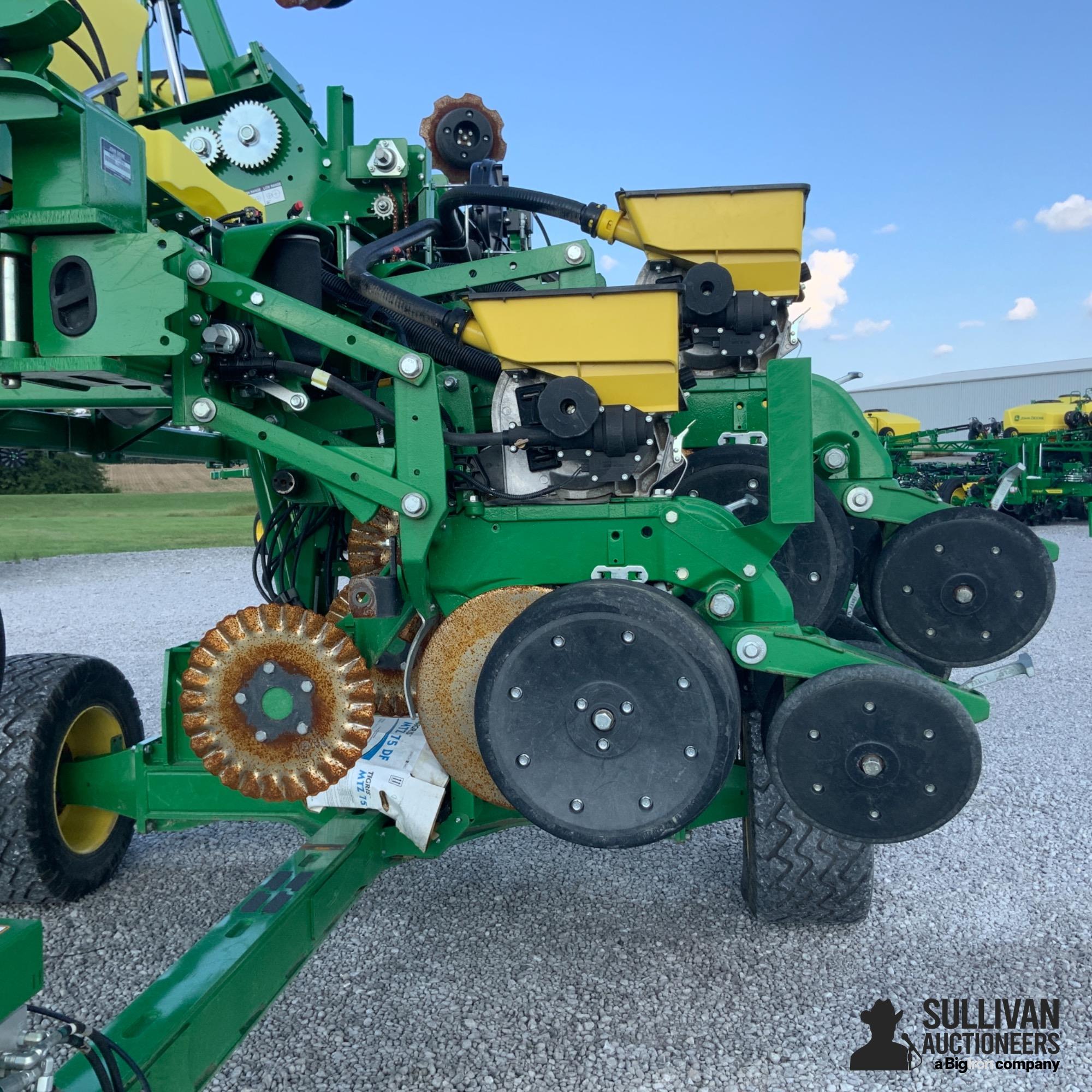 2021 John Deere 1745 8/15 Planter BigIron Auctions