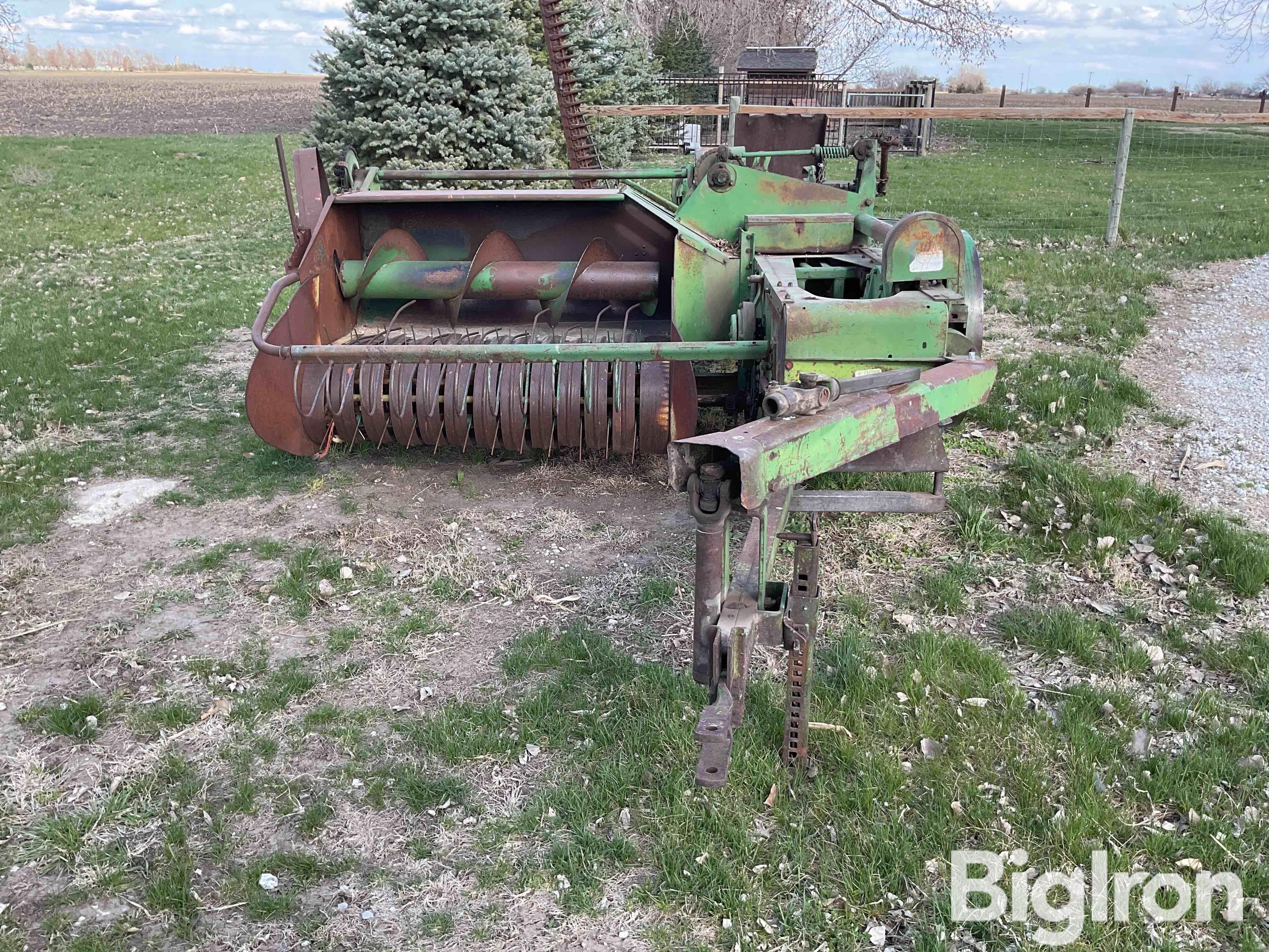 John Deere 214T Small Square Baler BigIron Auctions