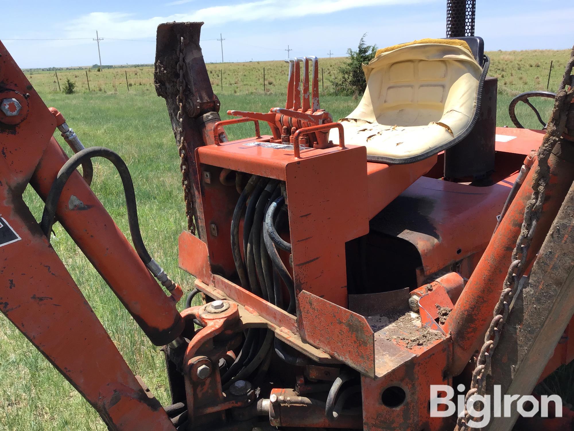 Ditchwitch R40 4x4 Trencher W 140 Backhoe Bigiron Auctions