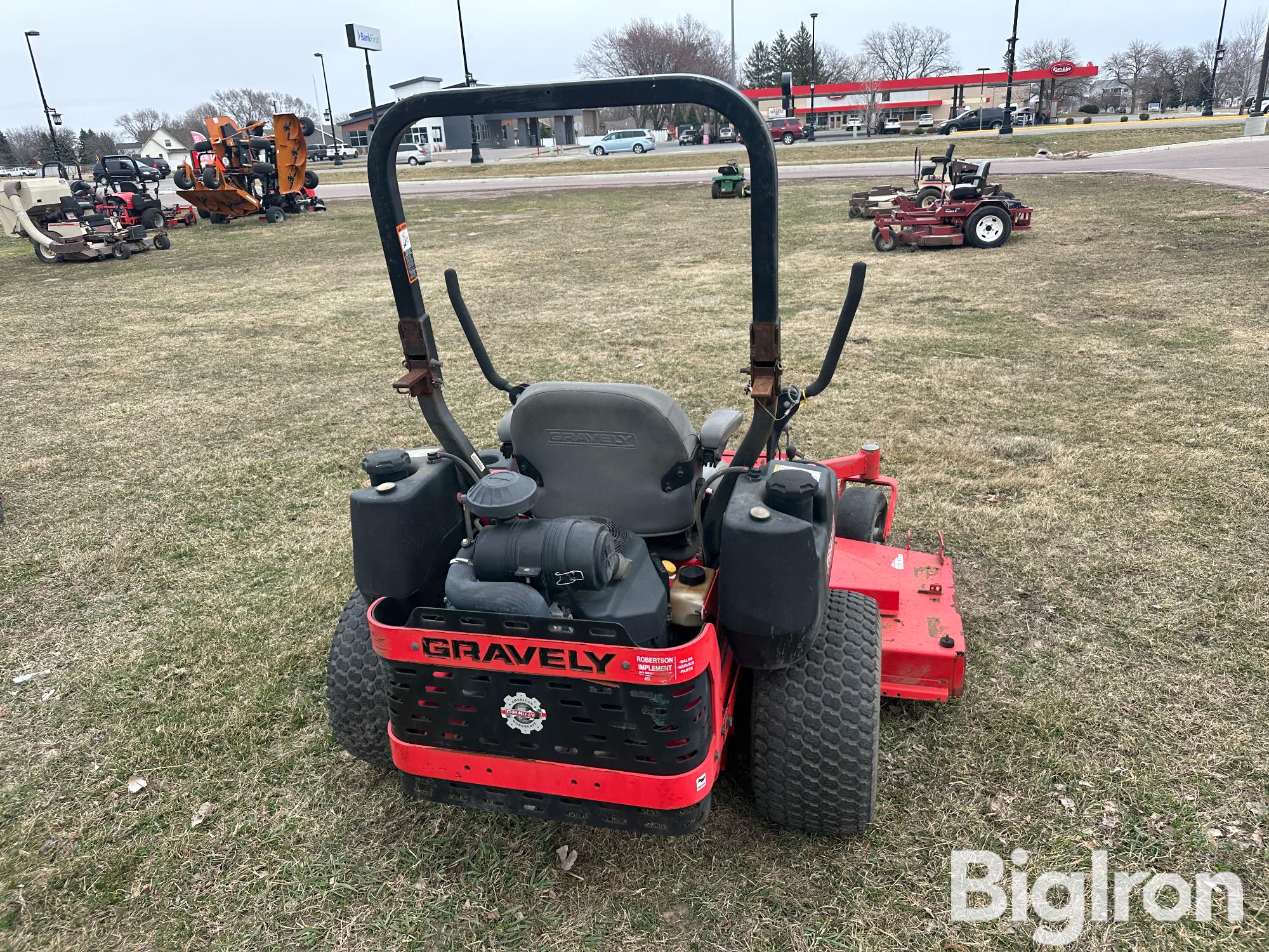 Gravely Pro Turn 472 Zero Turn Riding Lawn Mower Bigiron Auctions