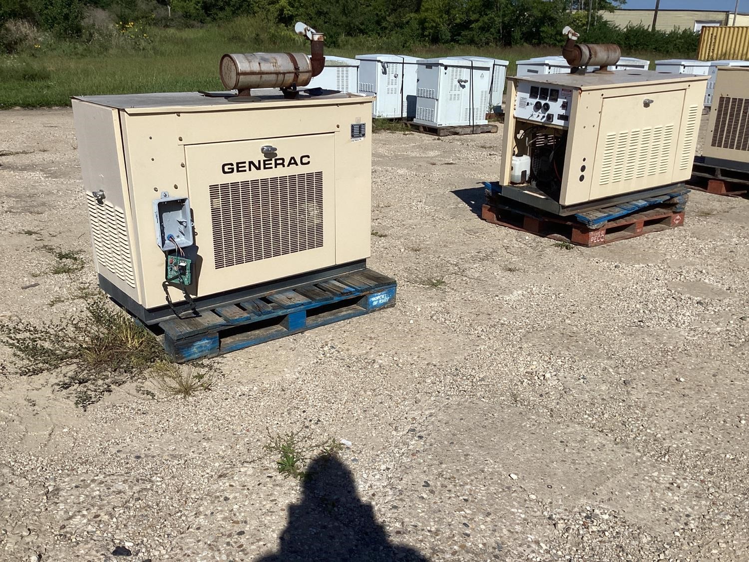 Generac 00753-1 & 00995-0 Propane Generators Bigiron Auctions