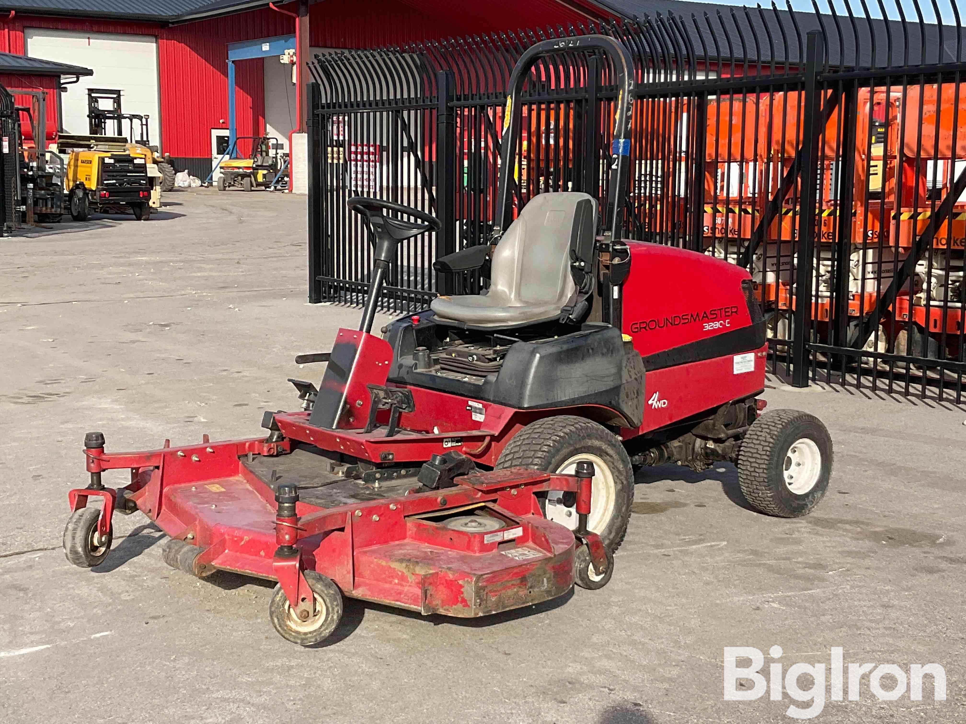 Toro groundsmaster 325d online 4x4