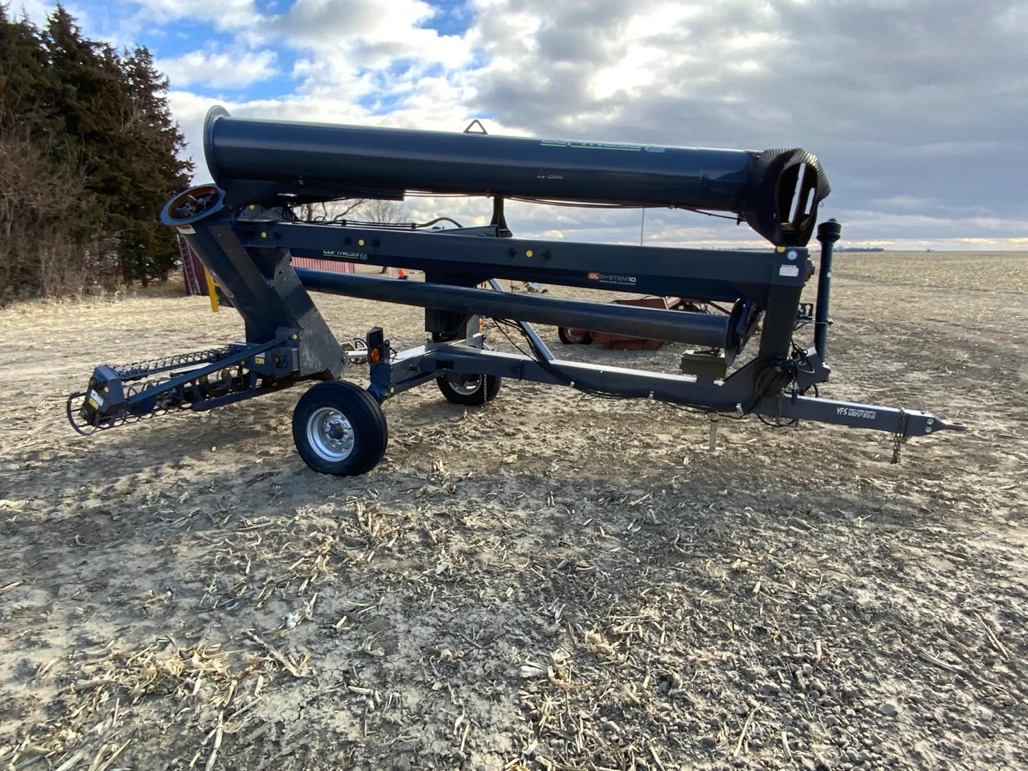 Loftness GBU10 Grain Bag Unloader BigIron Auctions