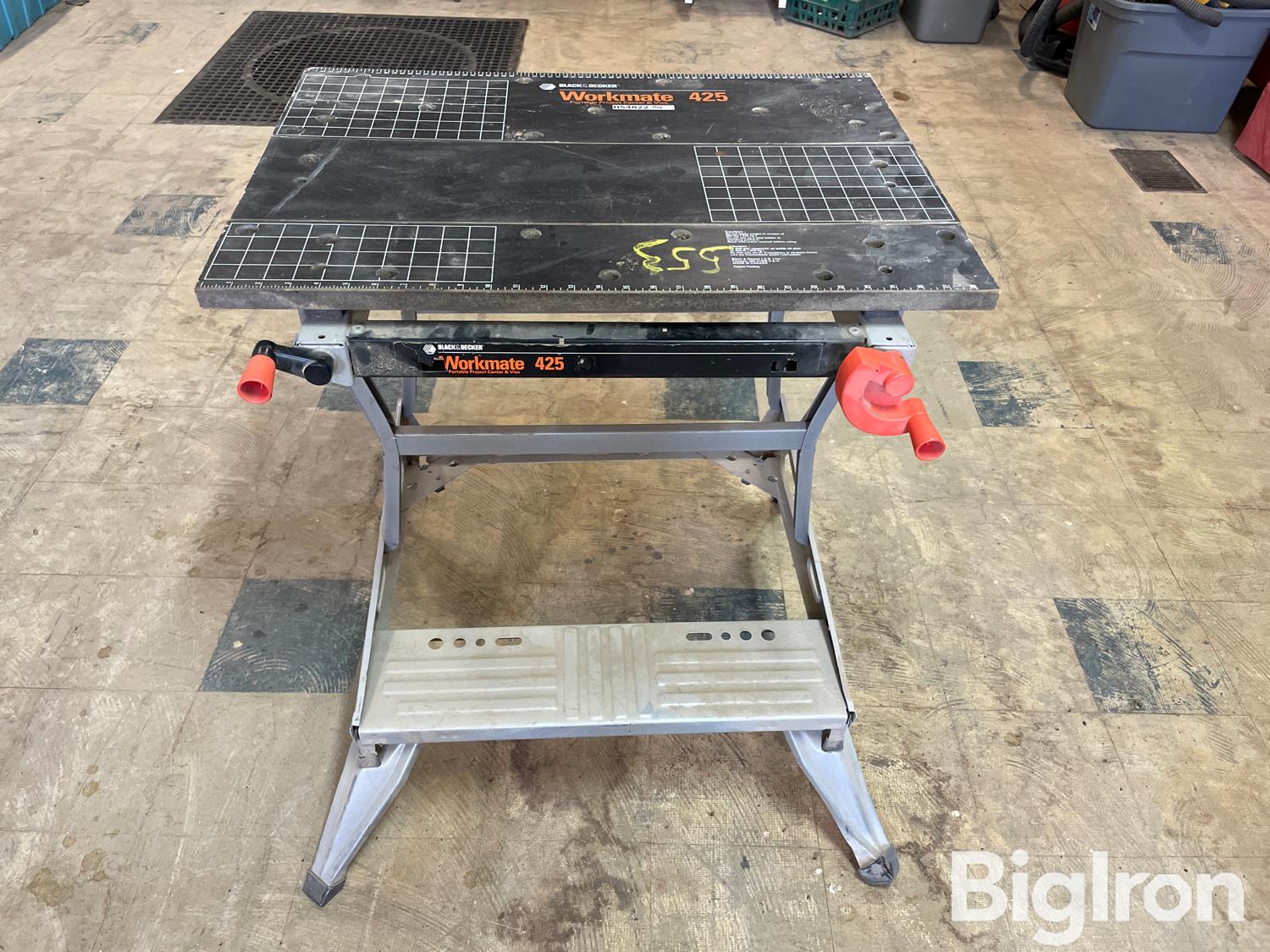 Craftsman & Black & Decker Fold Up Clamping Project Work Tables BigIron ...