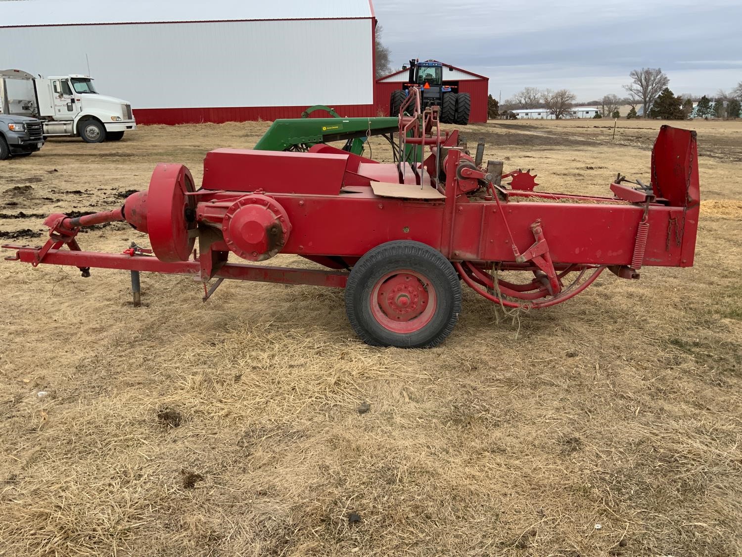 Massey Ferguson 12 Small Square Baler Bigiron Auctions