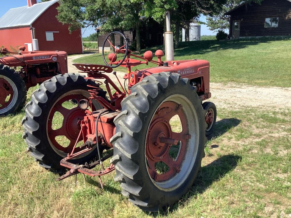 Farmall H 2WD Tractor BigIron Auctions