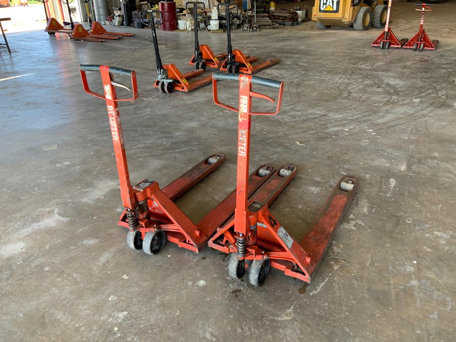 BT Lifter L2300 Pallet Jack BigIron Auctions, 55% OFF