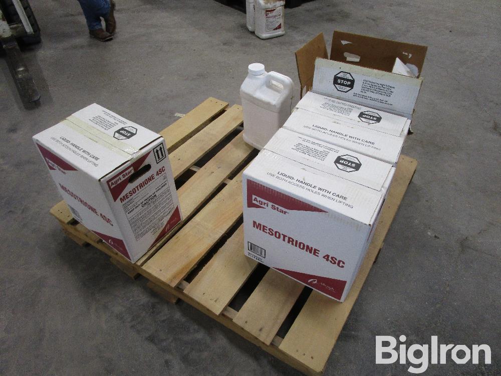 Albaugh Mesotrione 4SC Herbicide BigIron Auctions