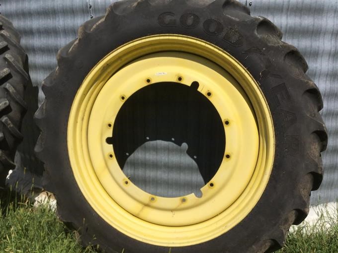 John Deere Rear Wheels And Tires BigIron Auctions