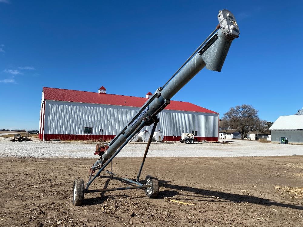 Hutchinson/Mayrath Transport Auger BigIron Auctions