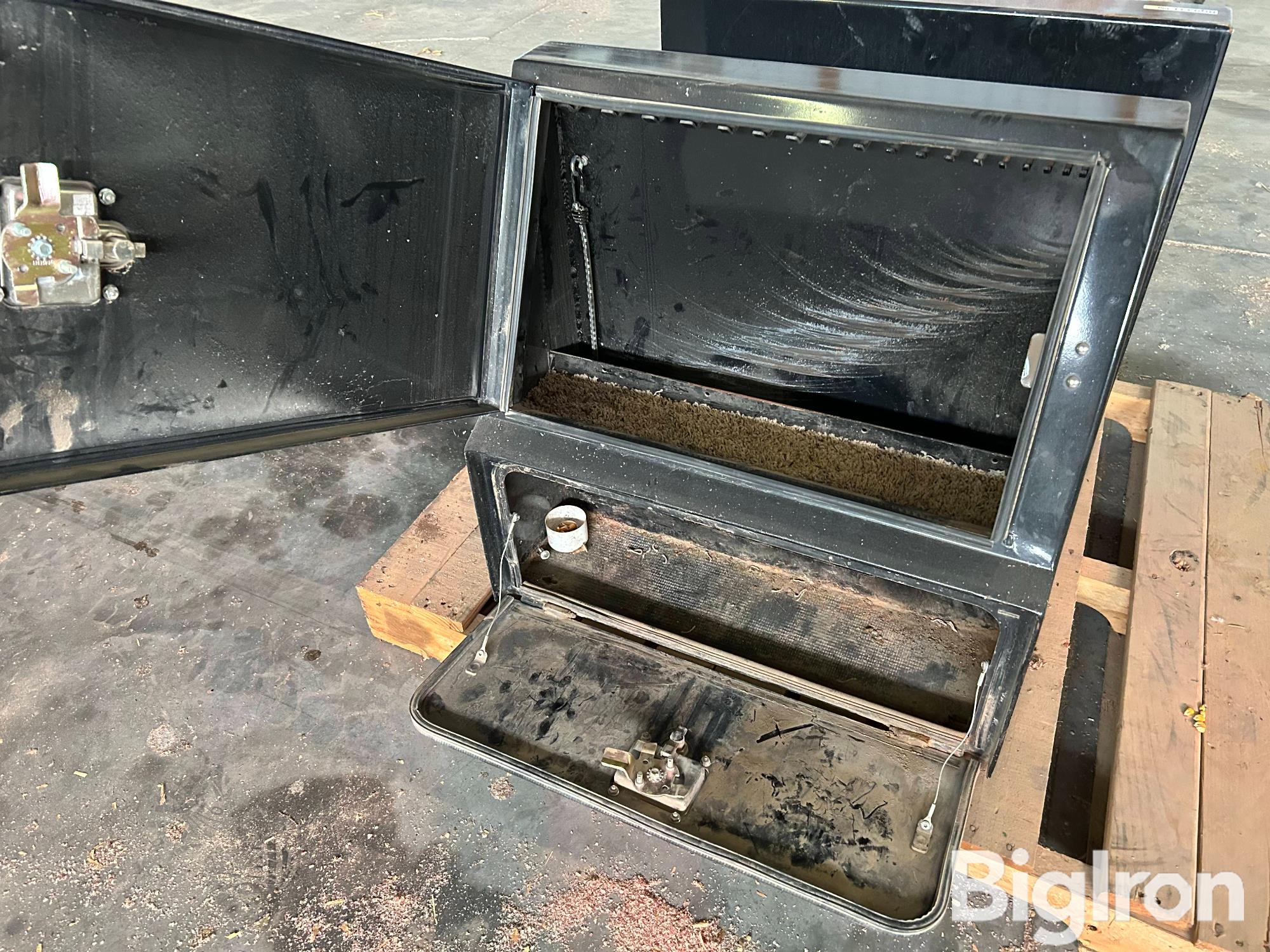 Besler Side Mount Tool Boxes BigIron Auctions