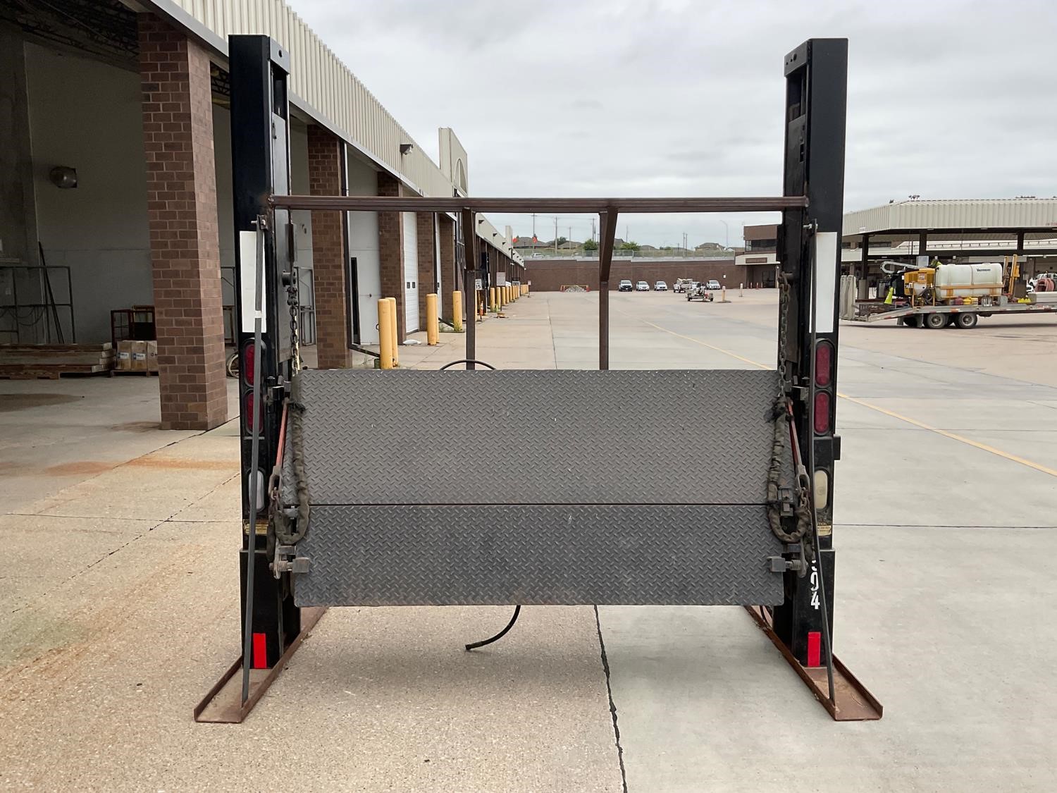 Thieman TRD Series 86" Liftgate W/ Controls & Stand BigIron Auctions