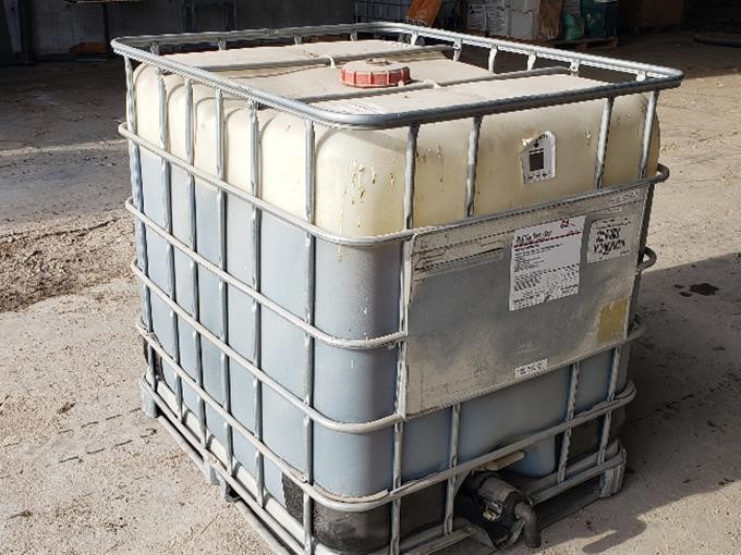 Cenex Maxtron 5W-40 Full Syenthetic Oil BigIron Auctions