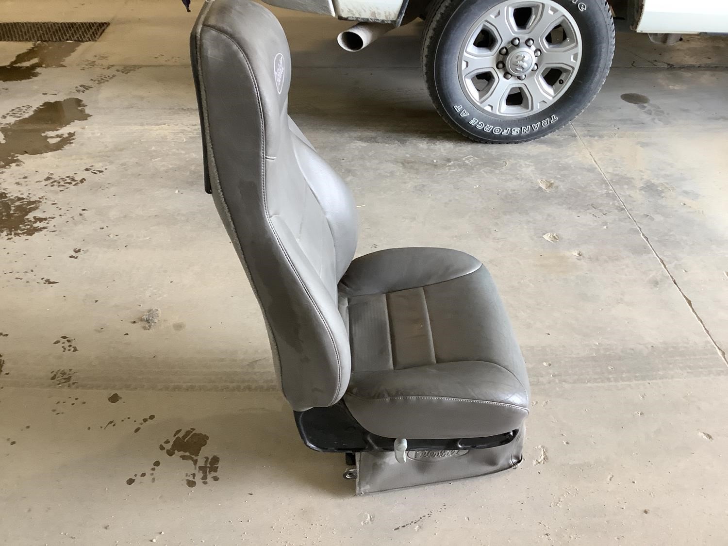 Peterbilt Air Ride Seat BigIron Auctions