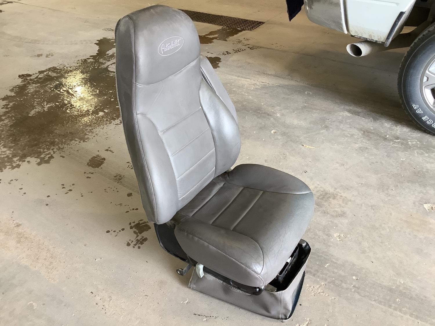 Legacy Class Edition Model 379 Air Ride Truck Seat BigIron Auctions