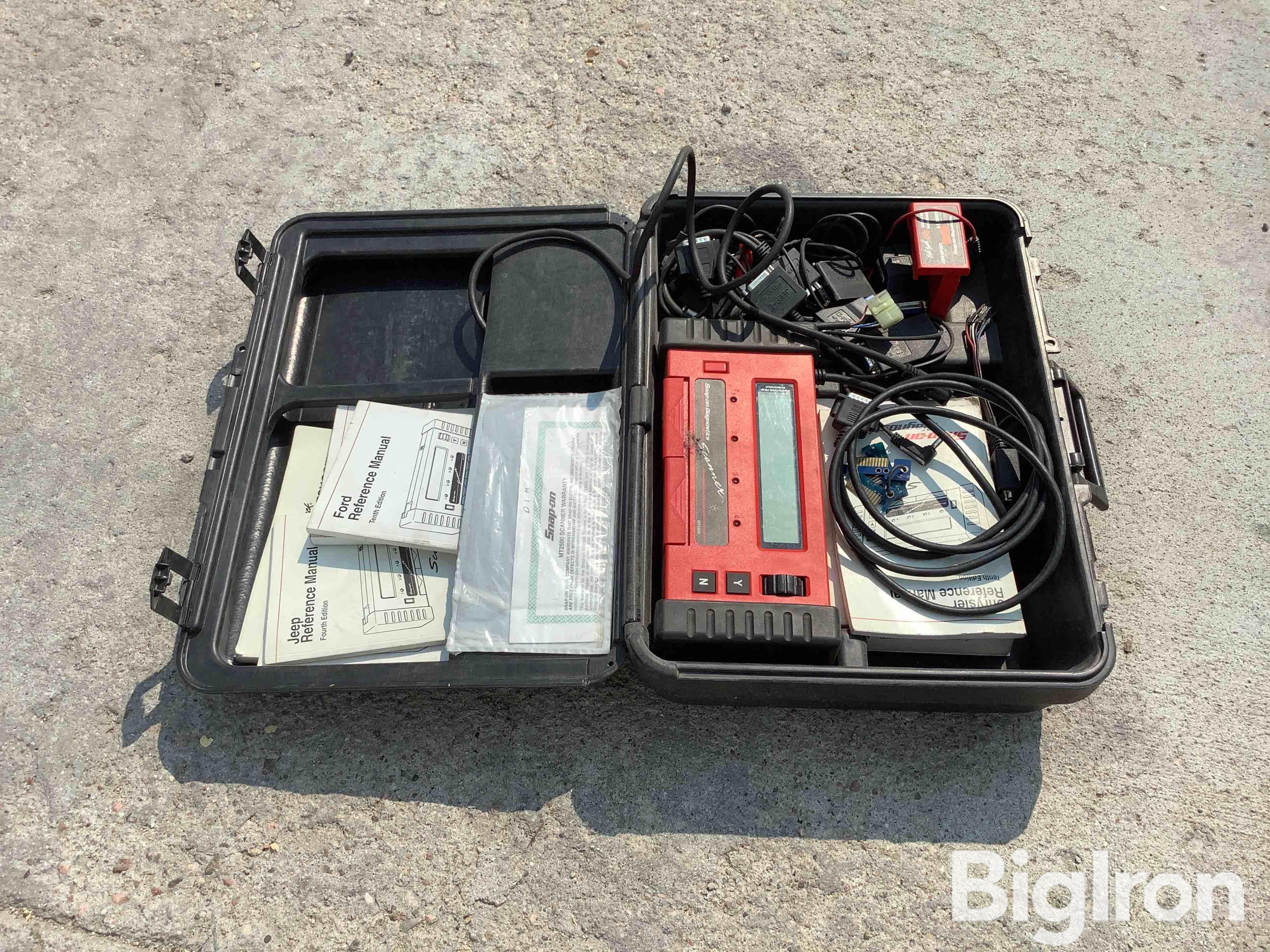 Snap On Scanner Diagnostic Code Reader BigIron Auctions   Snaponscanner 5c92020bc0db4502912b0a31393695a5 