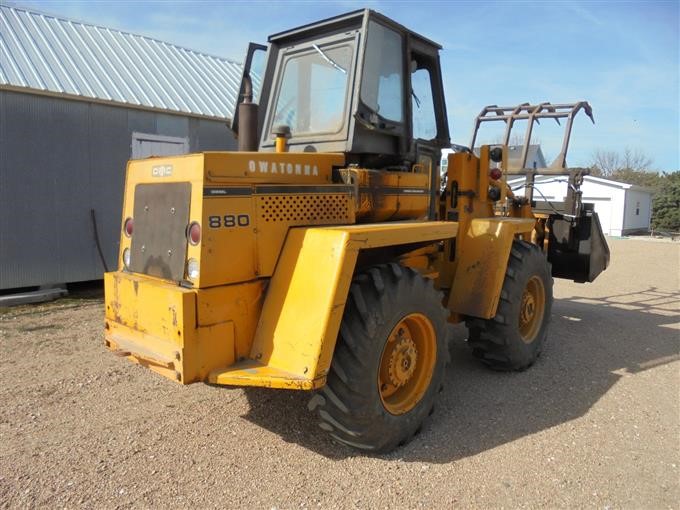 owatonna munstag  omc Owatonnamustang880loader-6