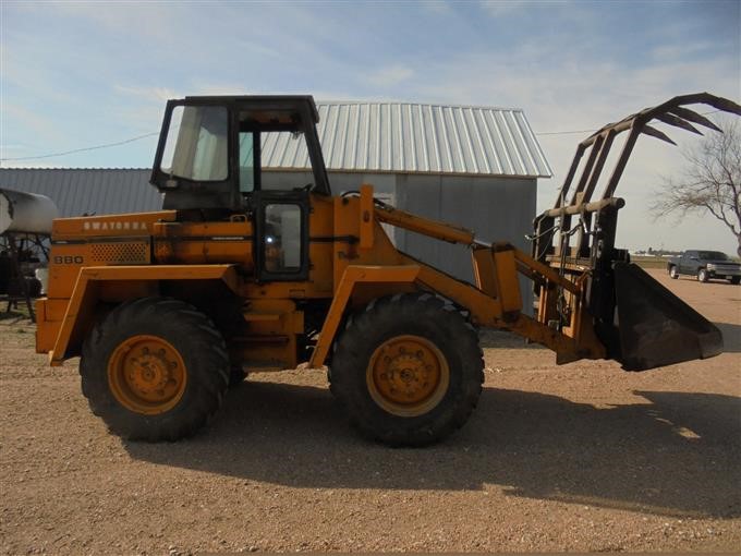 owatonna munstag  omc Owatonnamustang880loader-7