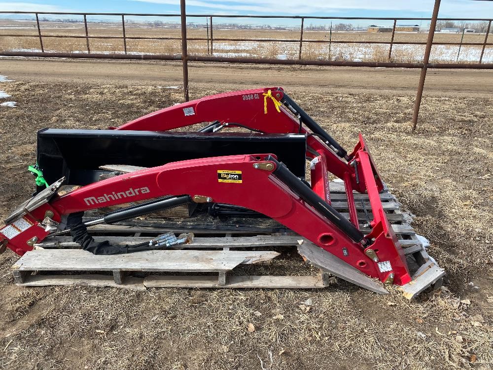 Mahindra 3550CL Front Loader Attachment BigIron Auctions