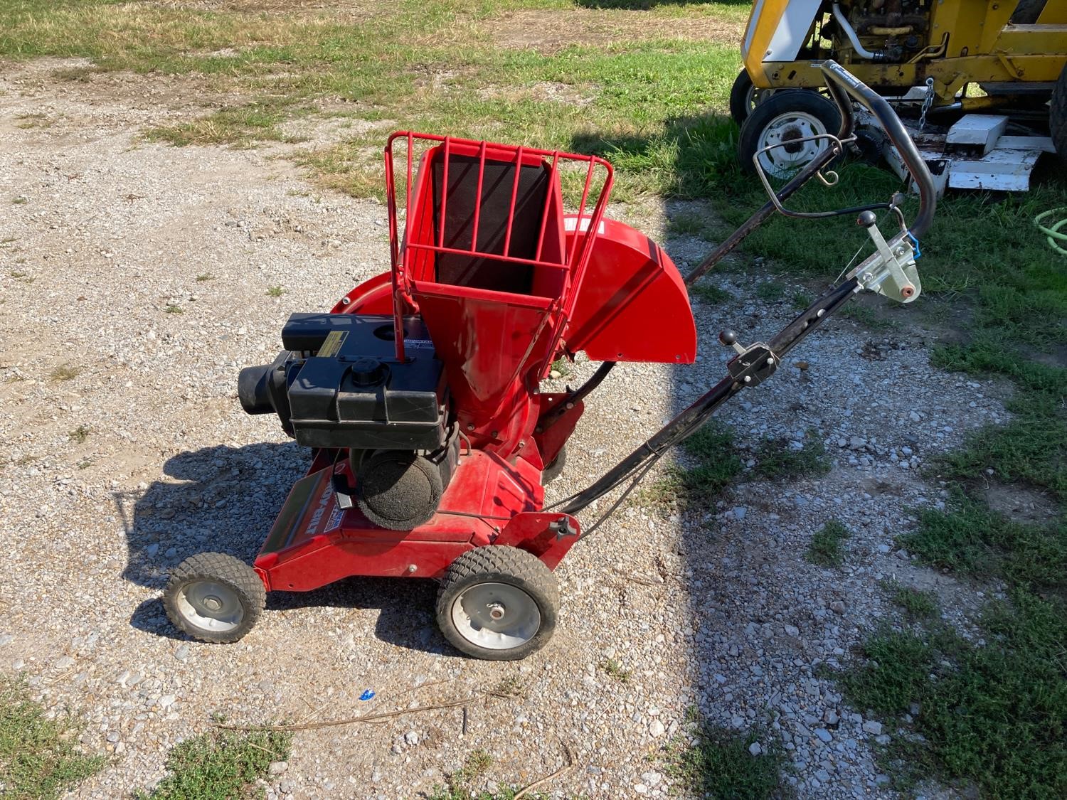 Troy Bilt Chipper Vac Bigiron Auctions