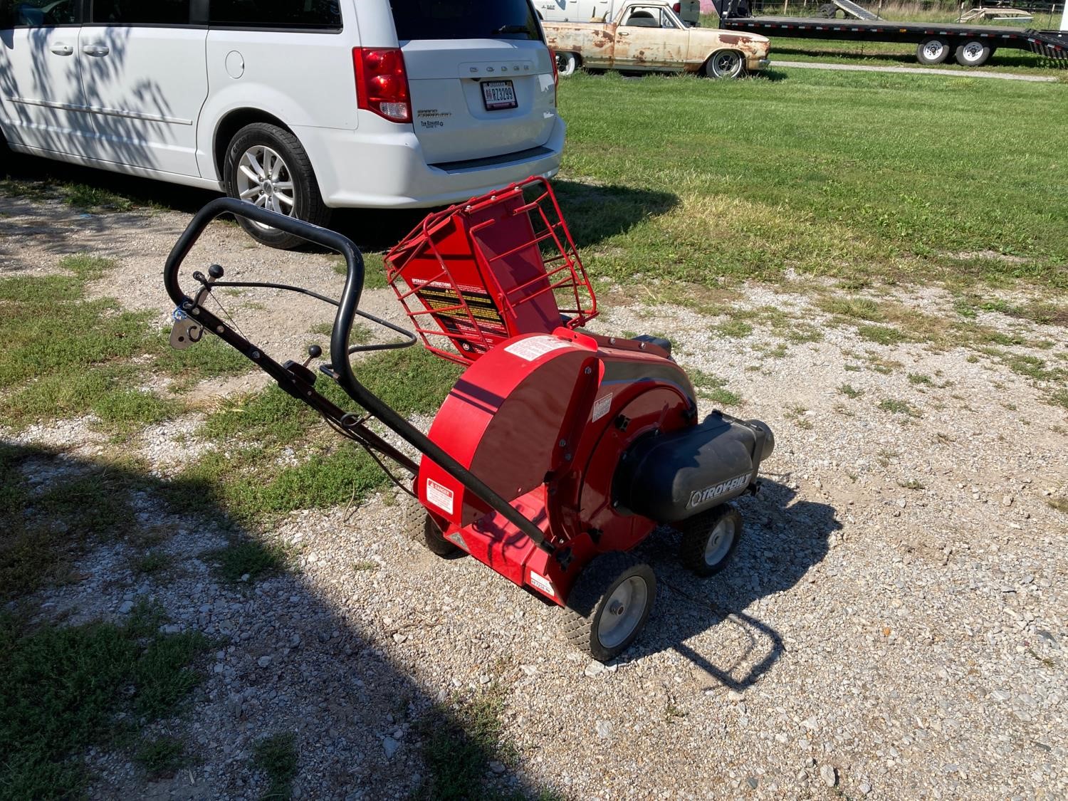 Troy-Bilt 47282 Chipper/Vac BigIron Auctions