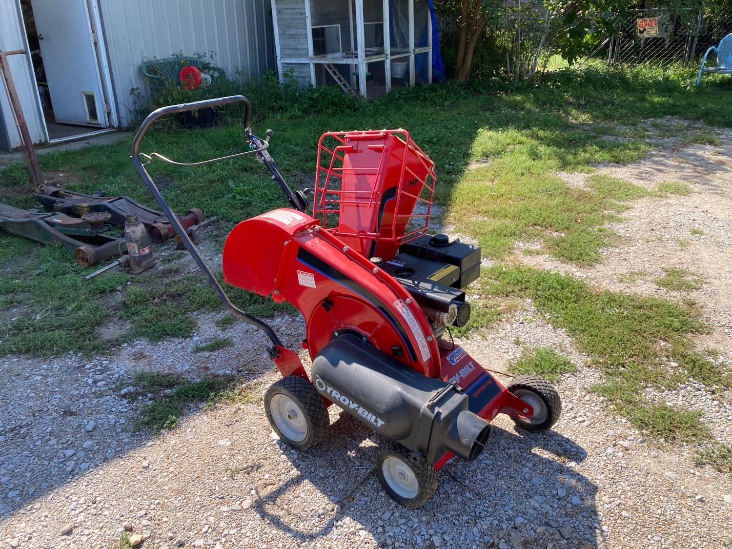 Troy-Bilt 47282 Chipper/Vac BigIron Auctions