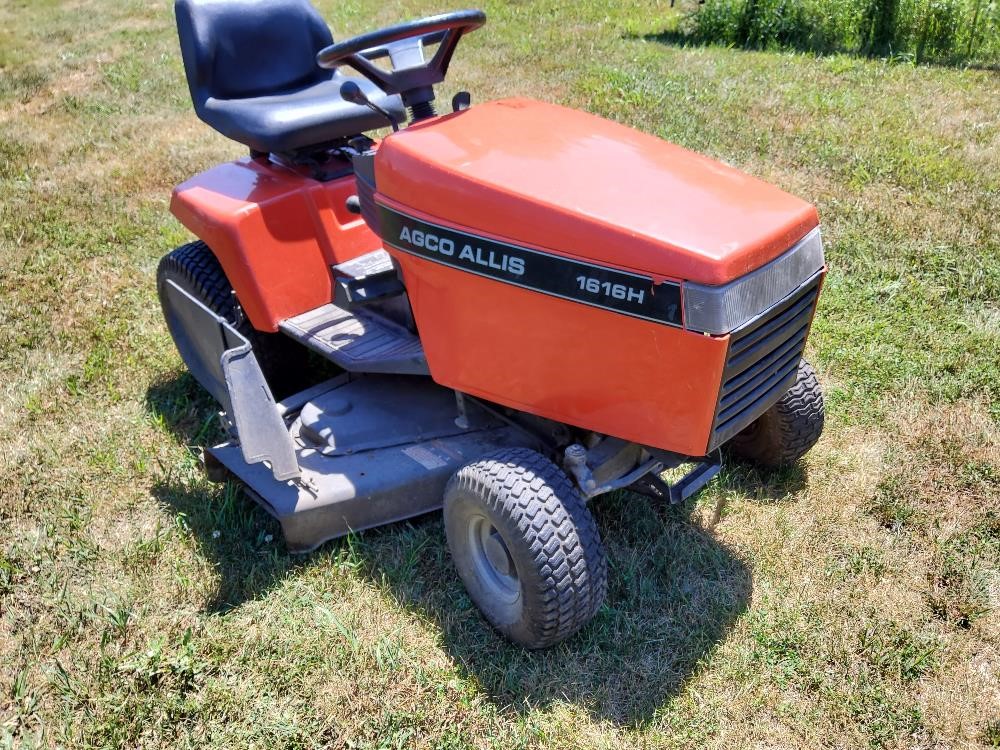 AGCO-Allis 1616H Lawn Tractor BigIron Auctions