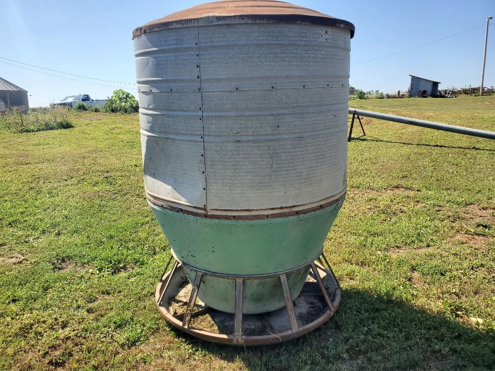 Coop Self Feeder BigIron Auctions