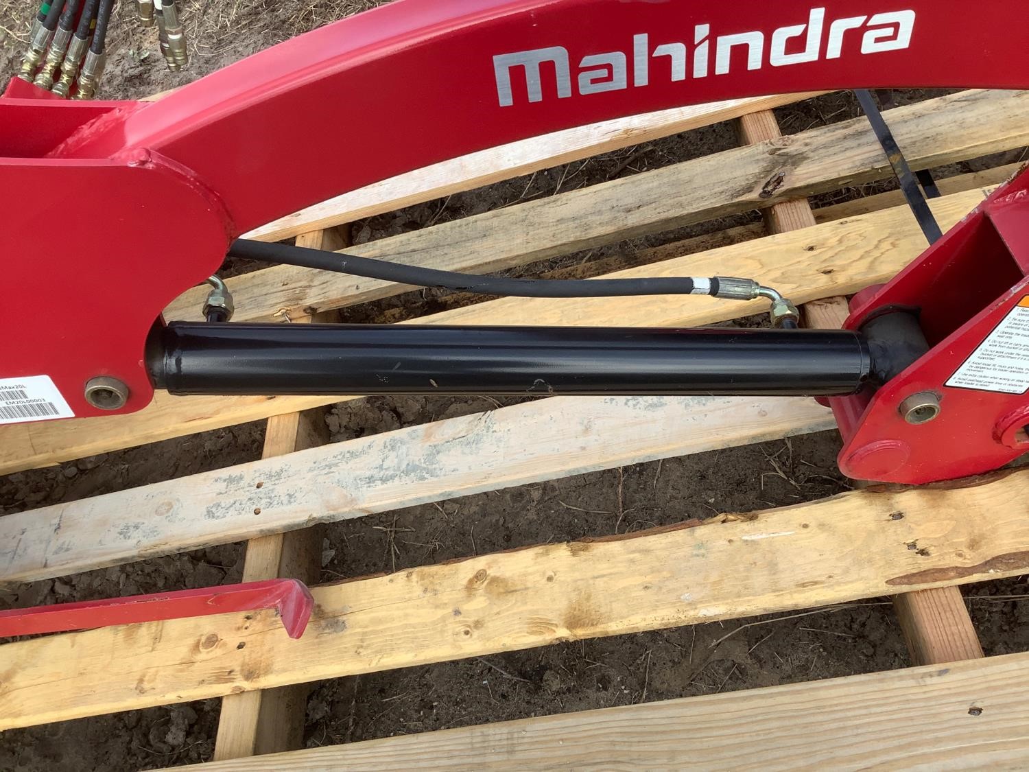 Mahindra EMAX 20L Loader W/49” Bucket BigIron Auctions