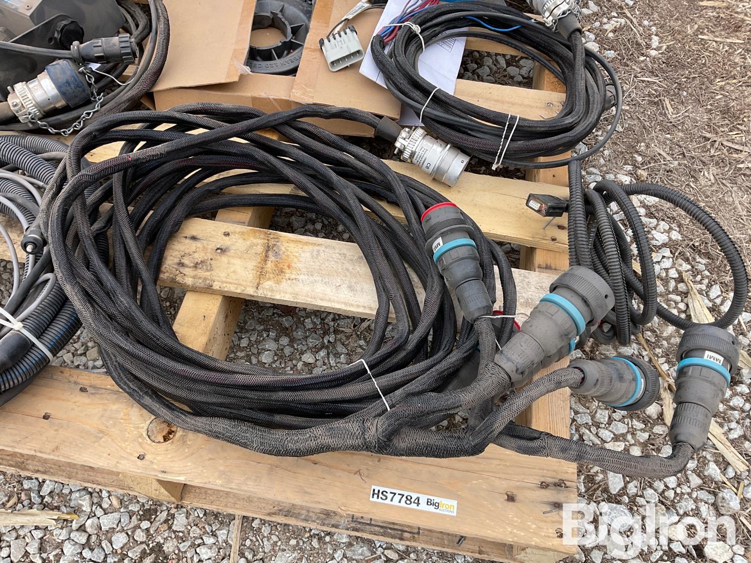 Kinze Planter Control Box, Wiring Harnesses & Drive Wheels BigIron Auctions